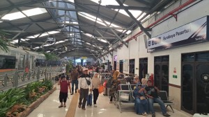 Rekor Empat Hari Berturut-turut, Okupansi KA Melampaui 140 Persen pada Puncak Arus Balik Lebaran