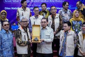 Fadli Zon Buka Gelar Budaya UNS, Tegaskan Budaya Jadi Kekuatan Bangsa