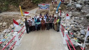 TNI AD Resmikan Jembatan Armco di Bener Meriah, Akses Warga Kembali Pulih