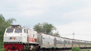 KA Sangkuriang, Menghubungkan Bandung-Banyuwangi dalam Waktu 16 Jam Tanpa Transit