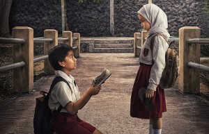 Kala Sepatu Jadi Simbol Cinta Keluarga, Film Children of Heaven Siap Mengaduk Emosi Penonton