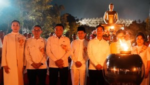 Fadli Zon Tegaskan Komitmen Merawat Borobudur dalam Waisak Nasional 2026