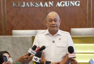 Kejagung Tetapkan Dadan Tersangka Kasus Mark Up Anggaran Motor Listrik, Sepatu, Tablet Hingga TV