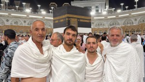 Pulang Haji: Antara Kerinduan Baitullah dan Dunia Nyata Pasca-Haji