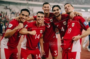 Indonesia Hajar Oman 3-0 di SUGBK, Ragnar Oratmangoen Tutup Kemenangan Gemilang Garuda