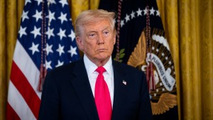 Trump Tak Bisa Tidur Nyenyak, Posisinya Makin Sulit Akibat Partai Republik di Kongres Menentang Kebijakannya