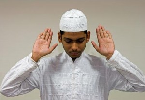 Mengapa Niat Baik Saja Belum Cukup dalam Ibadah?