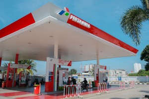 Harga BBM Pertamax Naik Jadi Rp16.250/liter Mulai Hari Ini