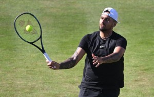 Kyrgios Menang Mudah atas Moutet di Babak Pertama Stuttgart