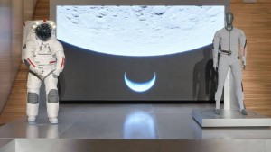 Dari Runway ke Bulan, Prada Luncurkan Pakaian Dalam Khusus Astronaut NASA