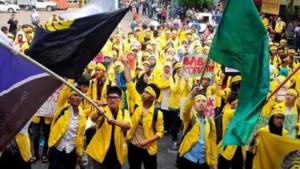 BEM UI dan Sejumlah Perguruan Tinggi Gelar Demo di Bundaran HI, Sampaikan 5 Tuntutan