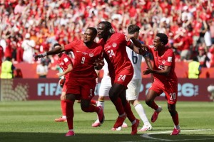 Cyle Larin Jadi Pahlawan, Kanada Bangkit dan Paksa Bosnia Berbagi Poin