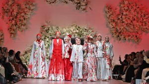 Uniknya Canna Lily, Menginspirasi Koleksi Terbaru Novita Sari yang Berani Tampil Beda