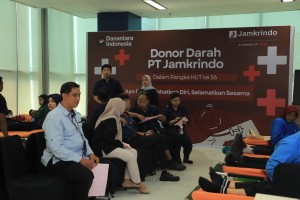 Jamkrindo Gelar Donor Darah Sambut HUT ke-56, Libatkan Direksi hingga Karyawan