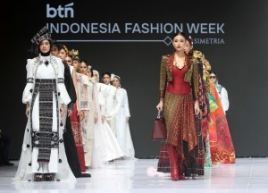 BTN Indonesia Fashion Week 2026 Resmi Digelar, Ulos Simetria Jadi Wajah Baru Mode Nusantara