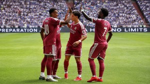 Schalke 0-3 Real Madrid: Mbappe Cetak Gol, Yan Diomande Debut, Jose Mourinho Tak Terkalahkan