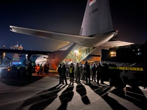Percepat Penanganan Bencana, Enam Pesawat TNI AU Kirim 81,3 Ton Bantuan ke NTT