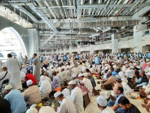 Khutbah Jumat: Mengisi Kemerdekaan NKRI dengan Nilai Islam