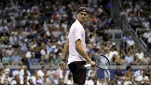 Zverev Selamat dari Tekanan di Babak Pertama US Open Usai Bertarung 4 Jam 53 Menit Lawan Cobolli