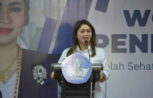 Profil Eva Stevany Rataba, Anggota DPR Bergaji Rp100 Juta yang Masuk Desil 4