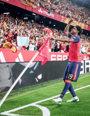Lamine Yamal Kembali Menorehkan Sejarah dengan Penampilan Gemilang Terbarunya Bersama Spanyol