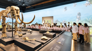 Peringati Hari Museum Indonesia, Presiden Prabowo Tinjau Museum Nasional dan Sapa Para Pelajar