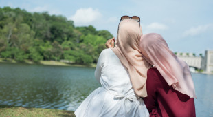 7 Selebritas Ini Berjilbab di Usia Muda, Inspiratif Banget!
