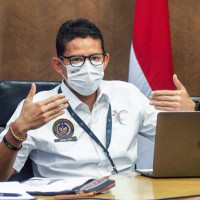 Sandiaga Uno Pastikan Bantuan Usaha Mikro Lebih Tepat Sasaran