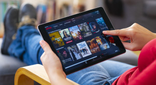 5 Aplikasi Film untuk Menonton Nyaman di Rumah Saja