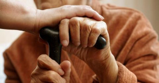 Cerita Inspiratif, Modal Shalat 5 Waktu dan Bahagiakan Ibu