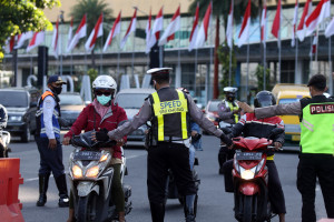 PPKM Level 4, 3, dan 2 Jawa Bali Diperpanjang hingga 16 Agustus 2021