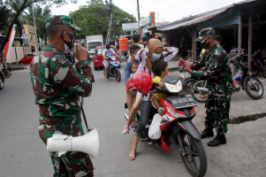 Pemerintah Perpanjang PPKM Luar Jawa-Bali Selama Dua Pekan