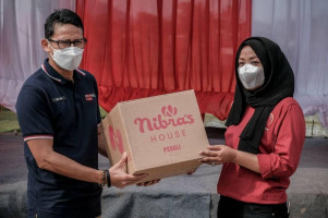 Menparekraf Bantu Pelaku Parekraf di Desa Wisata Cangkuang
