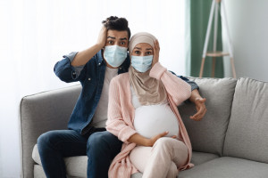 Menunda Kehamilan dan Menjaga Kesehatan Ibu Hamil Selama Pandemi