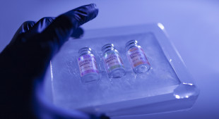 Kemenkes Janjikan Vaksin Pfizer Disebar ke Seluruh RI