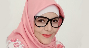 Lula Kamal Minta Masyarakat Tak Pilih-Pilih, Semua Vaksin Bagus