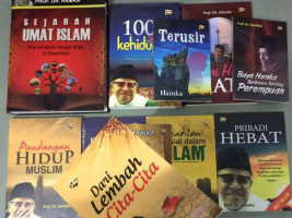 Meneladani Kecerdasan Literasi Hamka, Menulis Novel Best Seller di Usia 20 Tahun