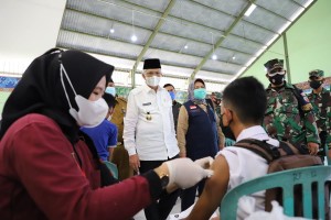 Pemprov Sumsel Gelar Vaksinasi untuk 6.000 Santri