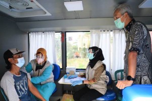 Jangkau Daerah Pelosok, Dinkes Jateng Operasikan Dua Unit Bus Vaksin