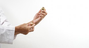 Sunnah Wewangian di Hari Jumat hingga Parfum Hajar Aswad