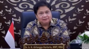 Airlangga: Dukungan OJK dan Perbankan ke UMKM Bisa Percepatan Ekonomi Nasional