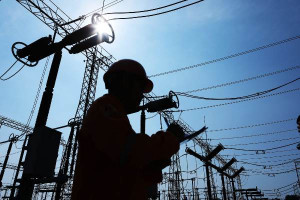 Sinergi BUMN, PLN Siap Pasok Listrik Keandalan Tinggi ke Telkom