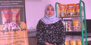 Berinovasi Ciptakan Produk Kerupuk Ikan Lele, Hasilkan Omzet Rp5 Juta Sebulan