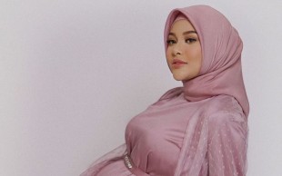Aurel Hermansyah Mantap Berhijab Sejak Ramadan Lalu