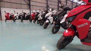 Bangga! Motor Listrik Gesits Resmi Diekspor ke Senegal