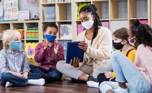 ADAPTASI untuk Atasi Kecemasan Orang Tua dan Anak saat PTM Berlangsung