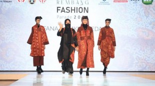 Batik Lasem jadi Ikon Rembang Fashion Parade 2021