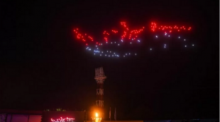 Atraksi Lampu Drone Warnai Pembukaan Peparnas XVI Papua