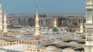 Shalat di Masjid Nabawi, Menag Berdoa Pandemi Segera Berakhir