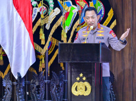 Kapolri Imbau Masyarakat Tetap di Rumah saat Malam Tahun Baru